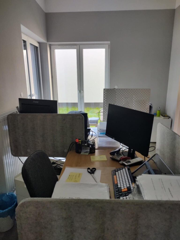 35c0c295-d8de-4a30-adfa-25683bc076f4